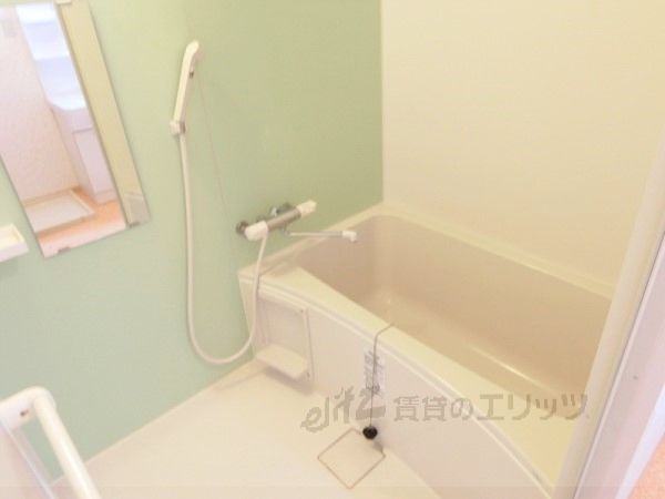 バス・シャワールーム　風呂