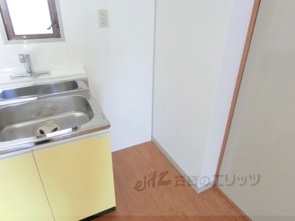 その他設備　冷蔵庫置場