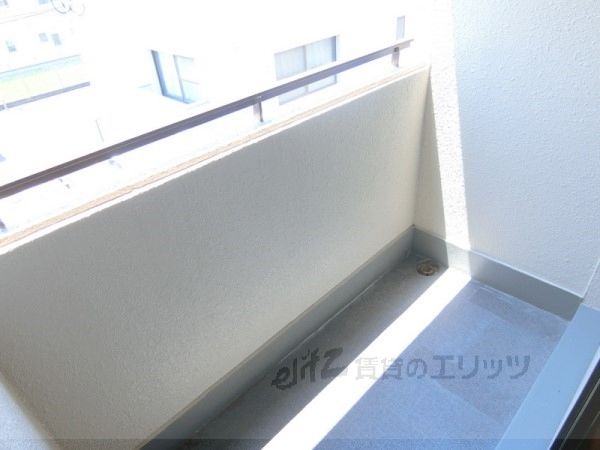 バルコニー　ベランダ