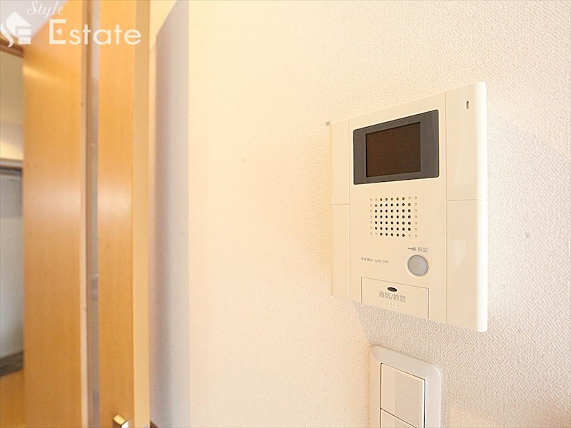 セキュリティ　モニター付きインターホン