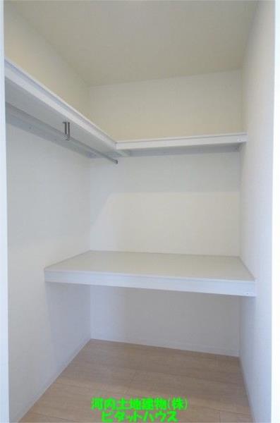 収納　６．４帖洋室ＷＩＣ