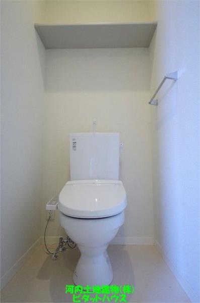 トイレ　１階シャワートイレ