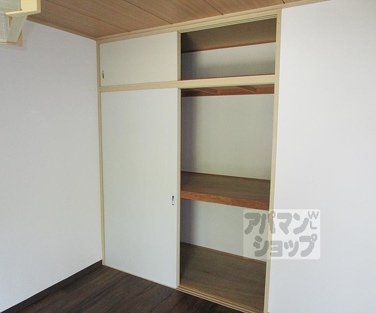 収納　２０１号室の写真です。