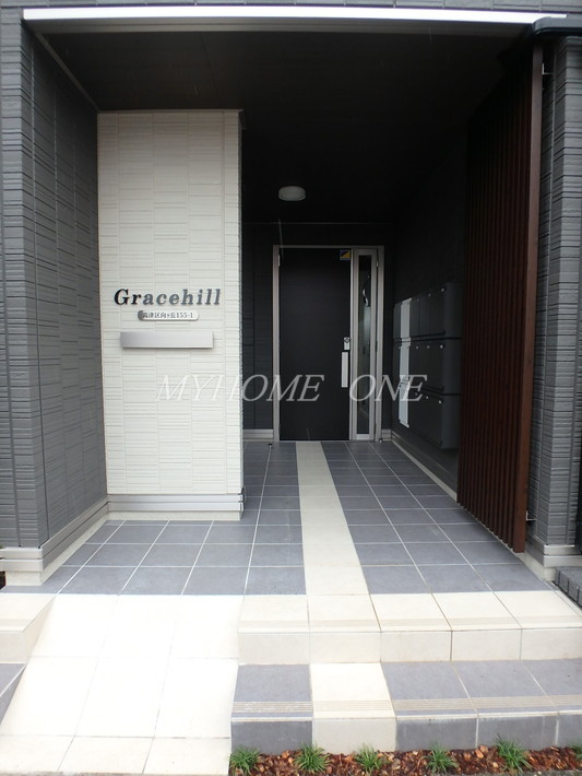 エントランス　エントランス