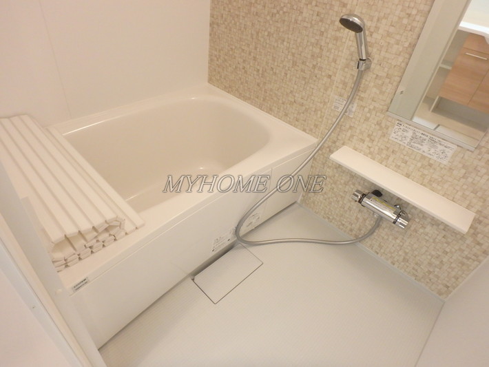 バス・シャワールーム　追焚バス