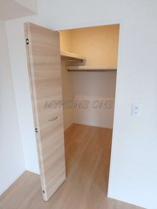 収納　ウォークインクローゼット