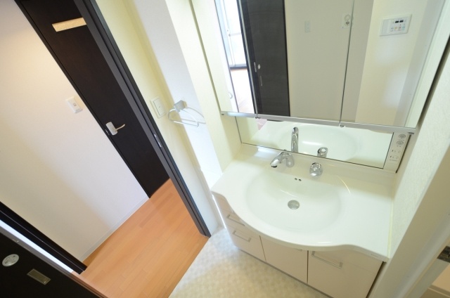 洗面設備　独立洗面化粧台付き☆
