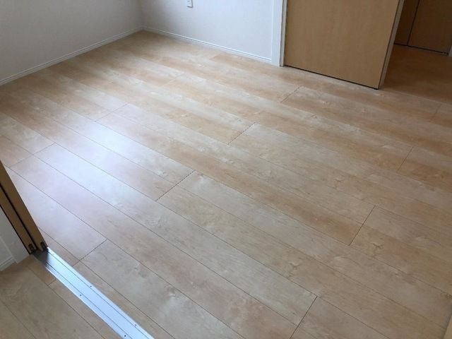 その他部屋・スペース　開放的な寝室です