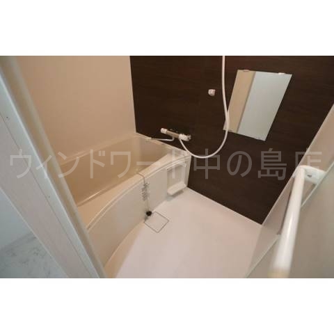 バス・シャワールーム　詳細は、ウィンドワード中の島店までご相談下さい。