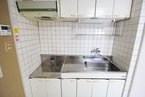 キッチン　※別部屋の写真です