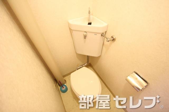 トイレ　コンパクトトイレ。（イメージ写真）