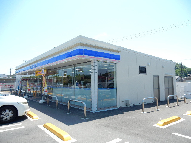 コンビニ　ローソン万成西町店（コンビニ）まで518m