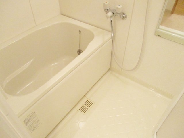 バス・シャワールーム　日々の疲れを癒すお風呂です♪