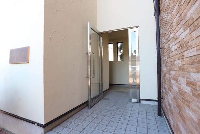 エントランス　エントランス