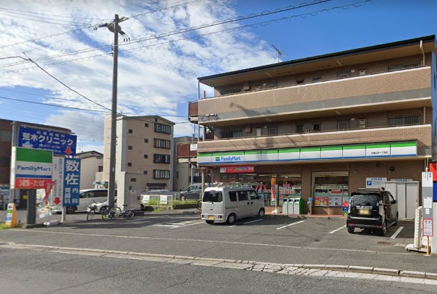 コンビニ　ファミリーマート 広島山本一丁目店（コンビニ）まで243m