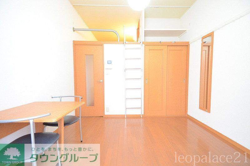 居室・リビング　※同じタイプのお部屋の写真です