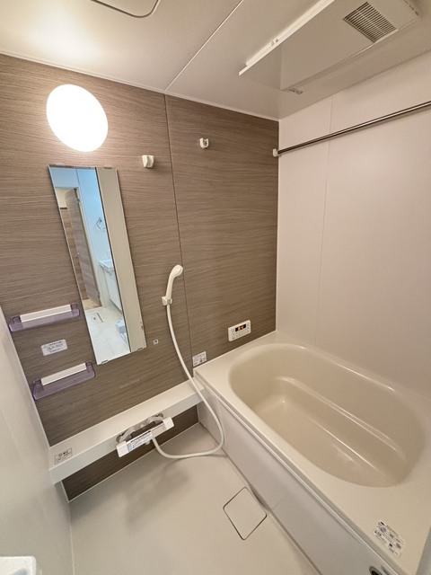 バス・シャワールーム　別部屋参考写真です