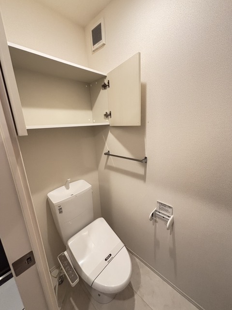 トイレ　別部屋参考写真です