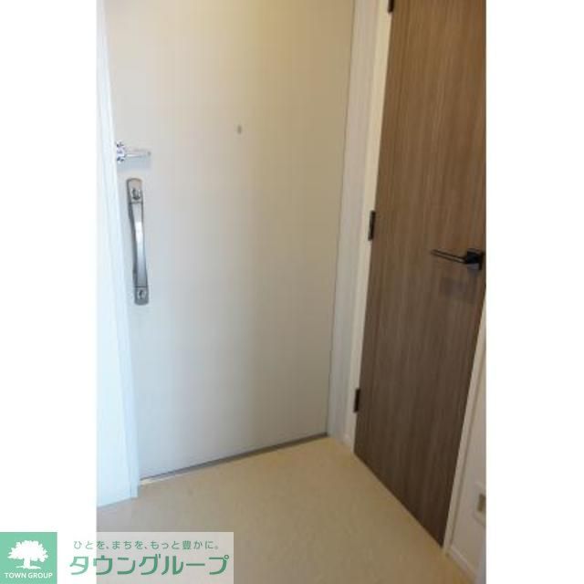 玄関　※写真は同タイプ住戸です。