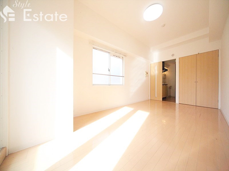 居室・リビング　内装