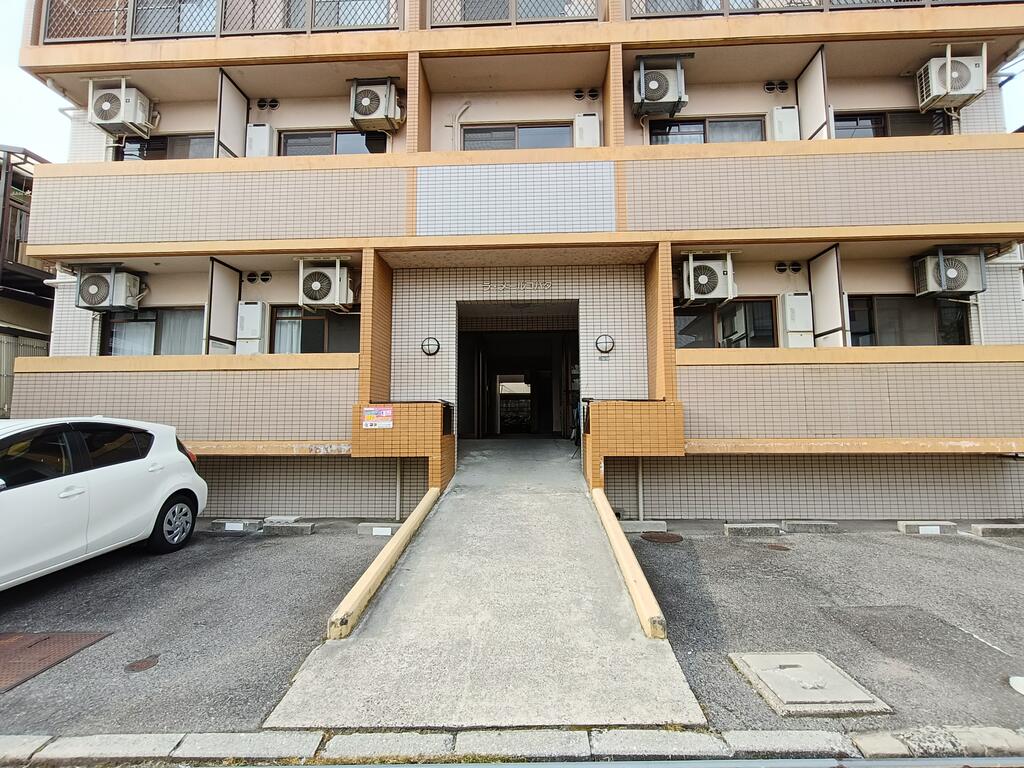 ライフプラス五日市三宅の外観写真