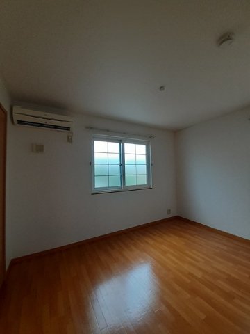 その他部屋・スペース　明るい色調の室内です
