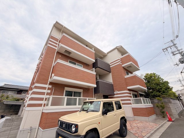建物外観　綺麗な外観の素敵なお部屋があなたを待っています。