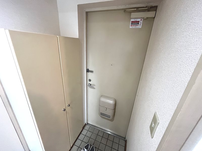 玄関　他号室参考写真
