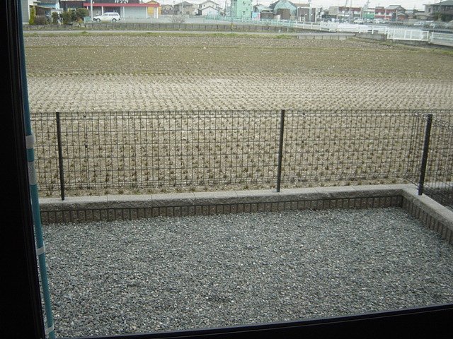 庭　専用庭