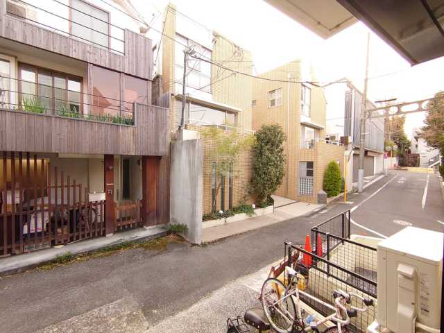 バルコニー　ペアパレス中目黒
