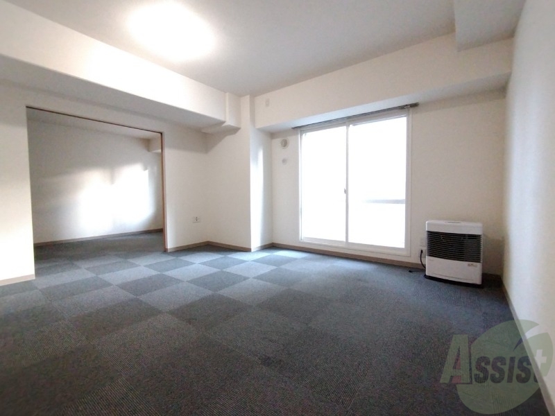 居室・リビング　広くてキレイなお部屋が広がっていて、充実した生活が送れそう。