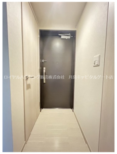 玄関　※同間取別部屋参照