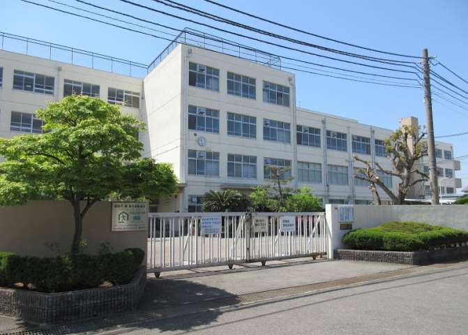 小学校　茨木市立大池小学校（小学校）まで455m