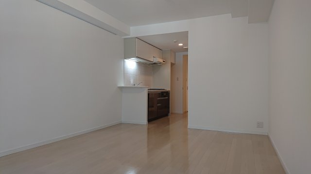居室・リビング　※別部屋の参考写真です。
