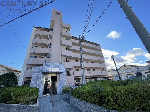 建物外観　敷地内に駐車場・バイク置場・駐輪場あります！