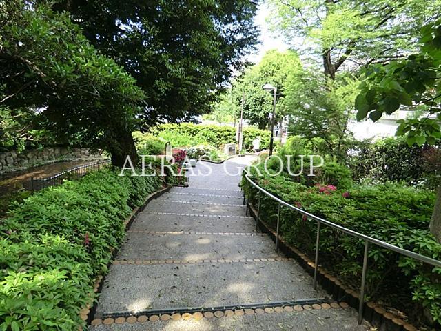 公園　中目黒南緑地公園（公園）まで272m