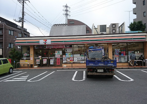 コンビニ　セブンイレブン 練馬北町6丁目店（コンビニ）まで81m