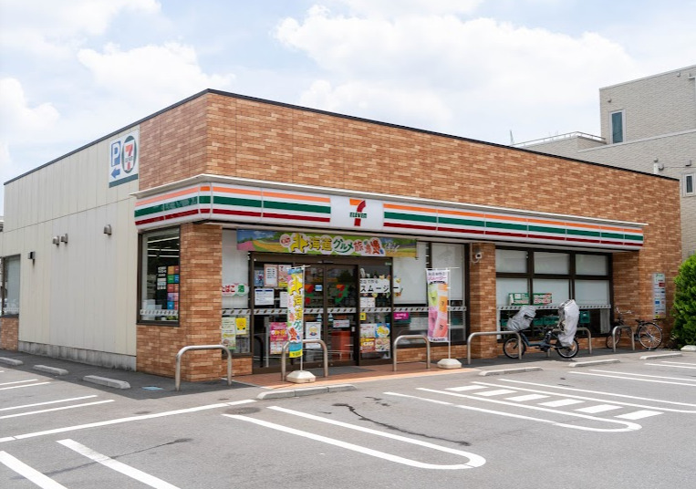 コンビニ　セブンイレブン 練馬早宮2丁目店（コンビニ）まで395m
