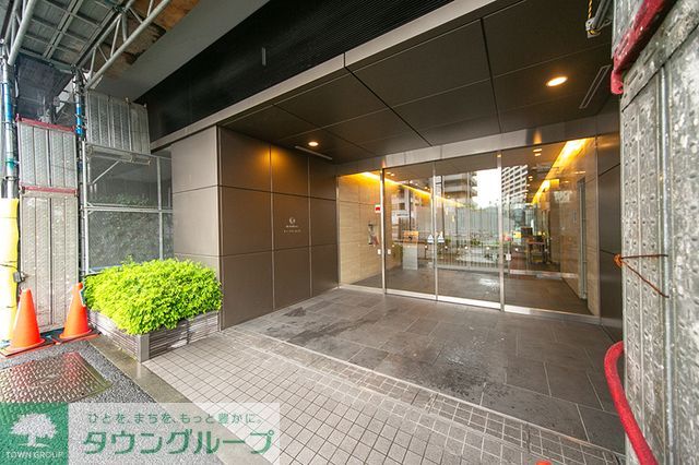 エントランス　部屋探しは株式会社　タウンハウジング　までお気軽にお問合せ…