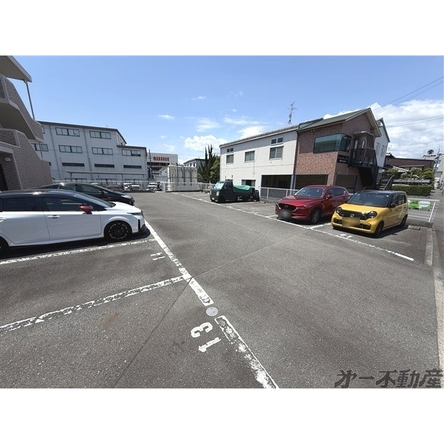 駐車場　駐車場