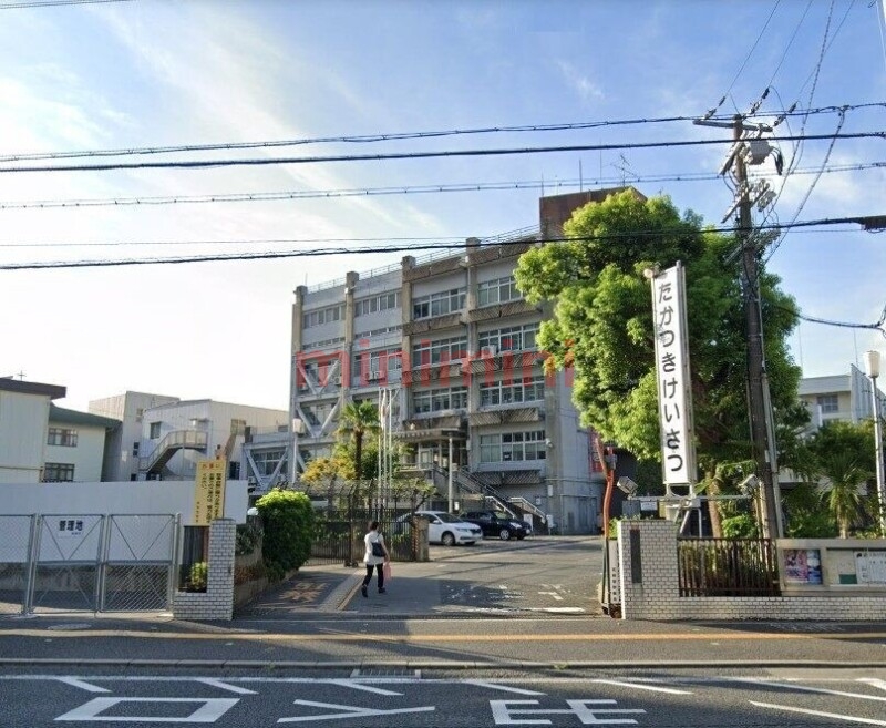 警察署・交番　大阪府高槻警察署（警察署・交番）まで481m