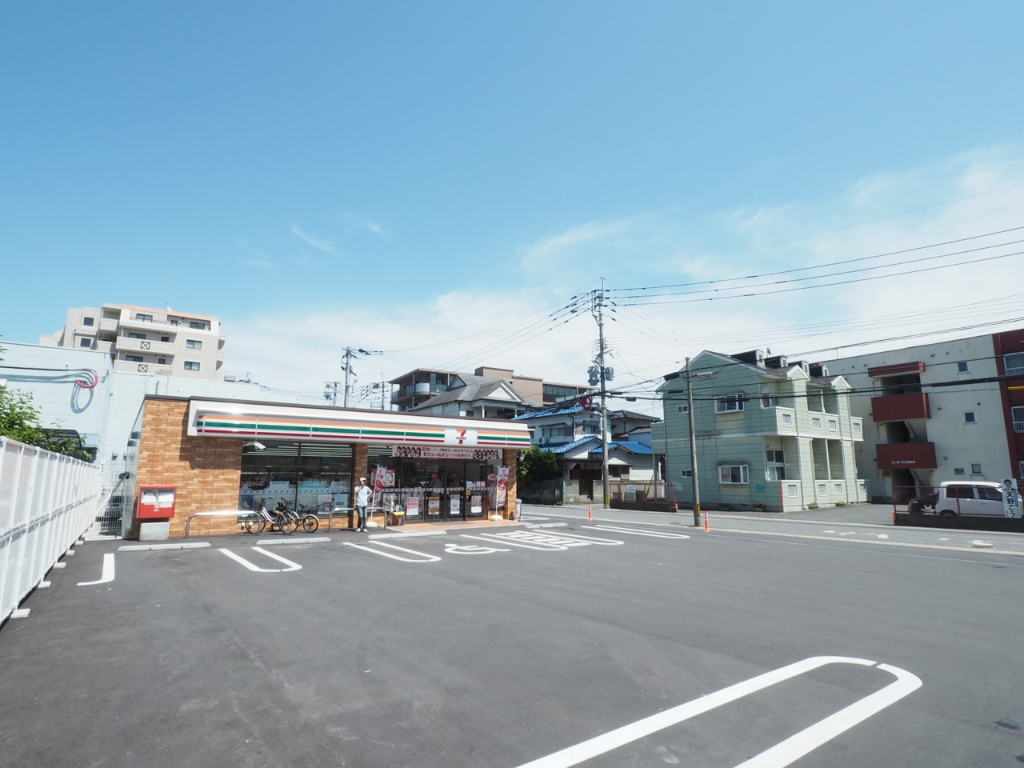コンビニ　セブンイレブン 福岡石丸店（コンビニ）まで534m