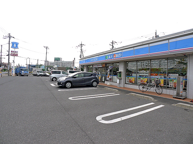 コンビニ　ローソン 越谷増林店（コンビニ）まで780m