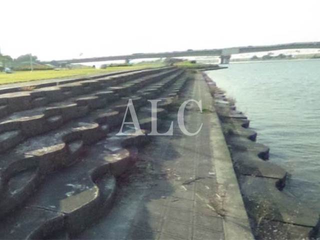 公園　虹の広場（公園）まで1216m