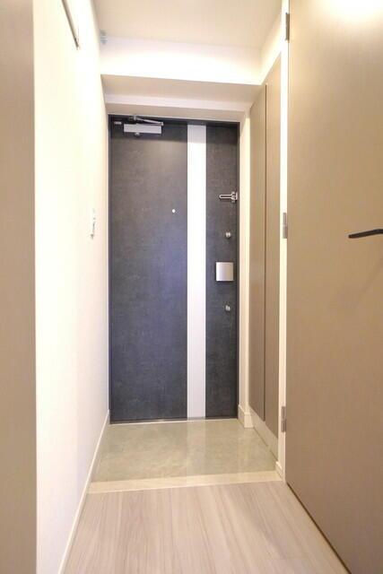 玄関　※写真は同タイプ住戸です。?