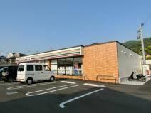 コンビニ　セブンイレブン 八尾垣内3丁目店（コンビニ）まで1540m