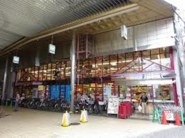 スーパー　ライフ岡町店（スーパー）まで756m