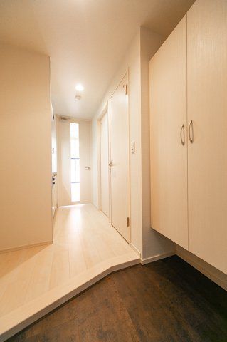 玄関　同タイプ部屋　参考写真です