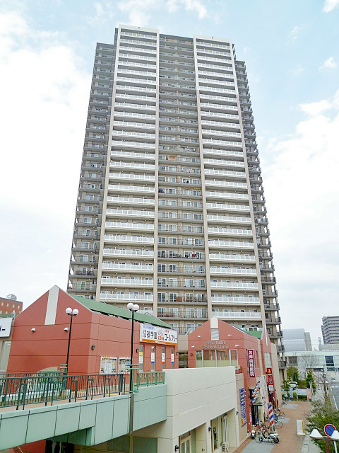 建物外観　駅前タワーマンション