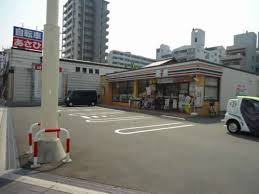 コンビニ　セブンイレブン広島三篠3丁目店（コンビニ）まで131m